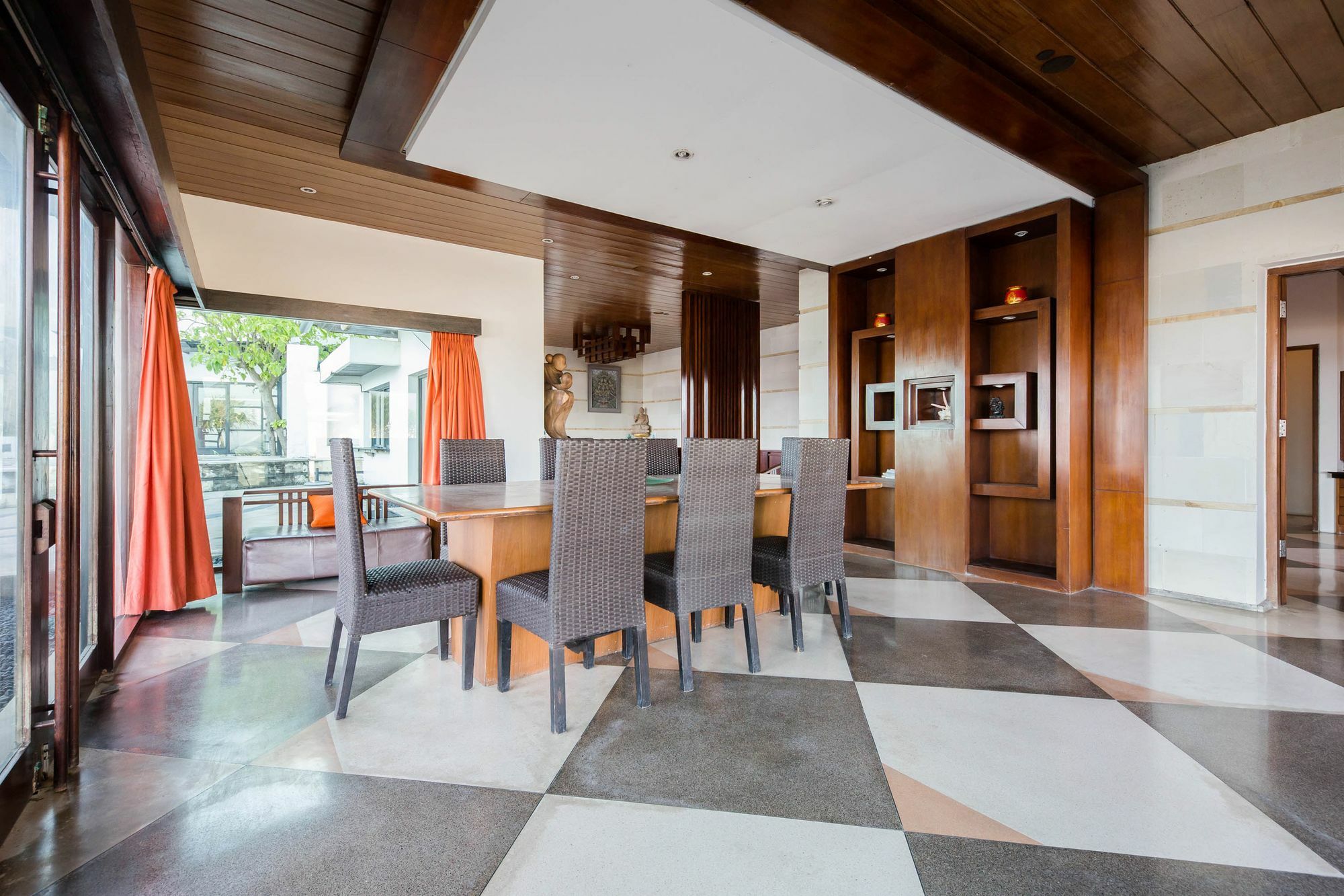 Suarti Resort, Villas & Gallery Ketewel Exterior foto